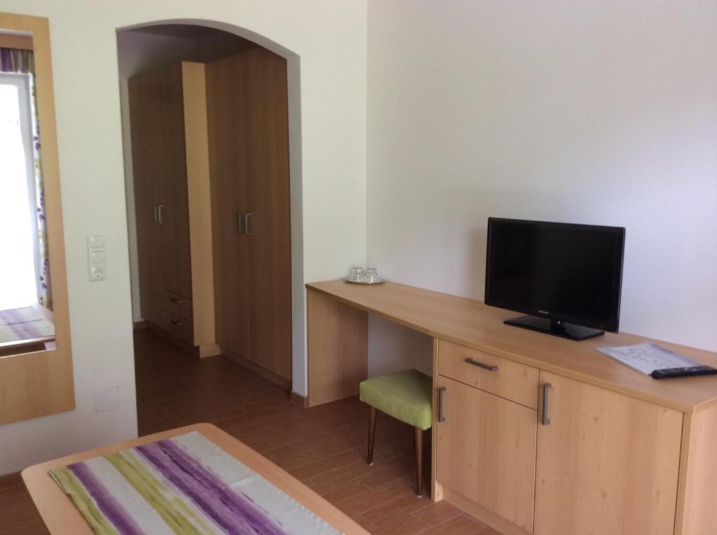 Zimmervermietung Babsy Zell am See Room photo